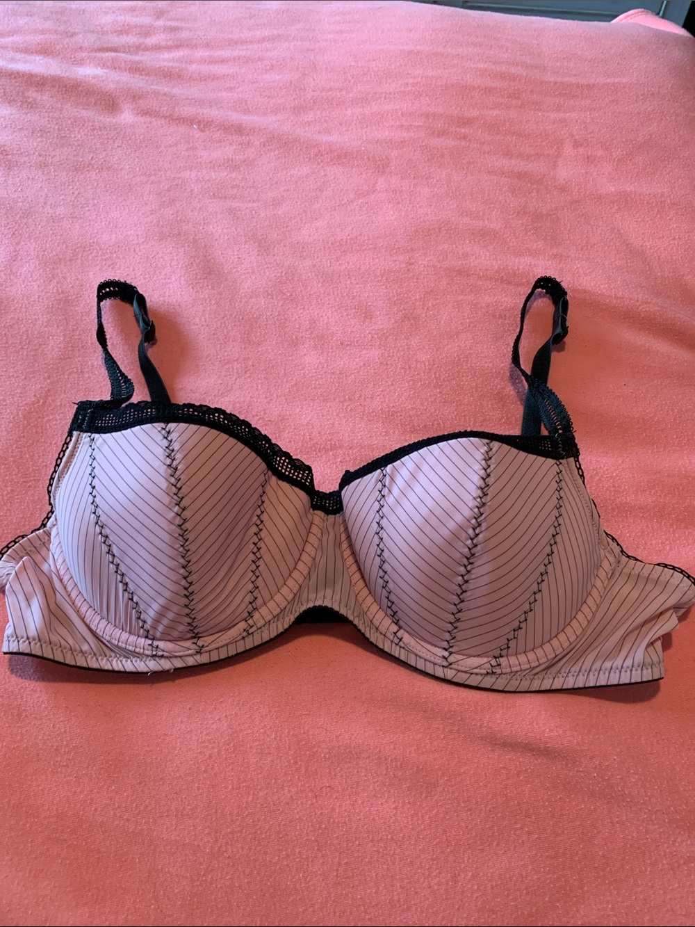 Vintage Jezebel French Bra Like New 36B